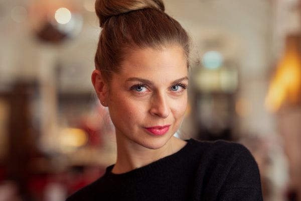 Beate Gramer Schauspielerin Theater Film Tanz Ballett Sprecherin