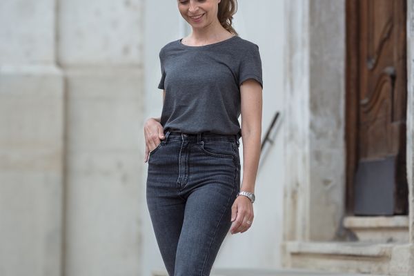 Beate Gramer Schauspielerin Theater Film Tanz Ballett Sprecherin