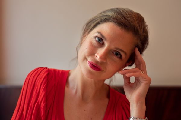 Beate Gramer Schauspielerin Theater Film Tanz Ballett Sprecherin