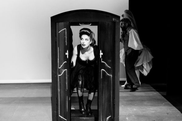  Der Florentinerhut Eugène Labiche Komödienspiele Porcia Marco Riebler