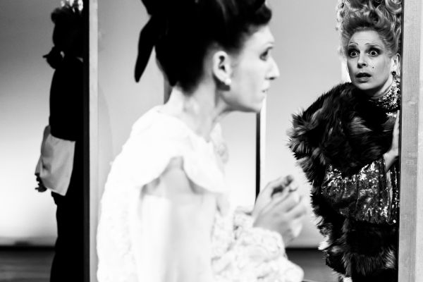 Beate Gramer Schauspielerin Tartuffe, oder der Betrüger Molière Komödienspiele Porcia Marco Riebler