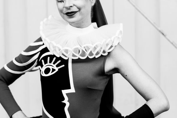 Beate Gramer Schauspielerin Dame Kobold Pedro Calderón de la Barca Komödienspiele Porcia Theaterwagen Porcia Marco Riebler